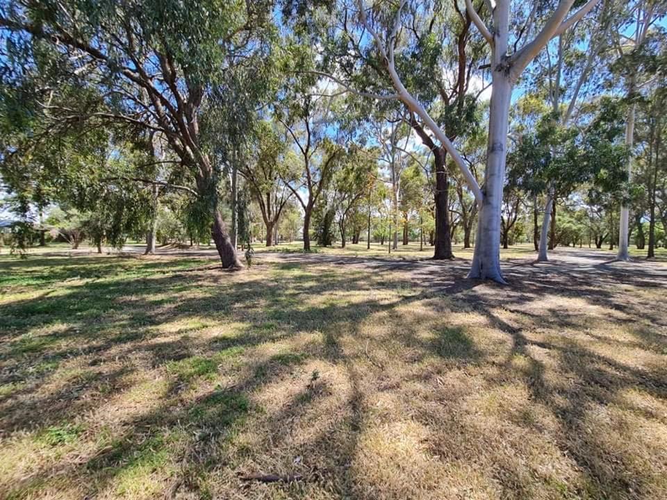 Kyabram Country Motel Bagian luar foto