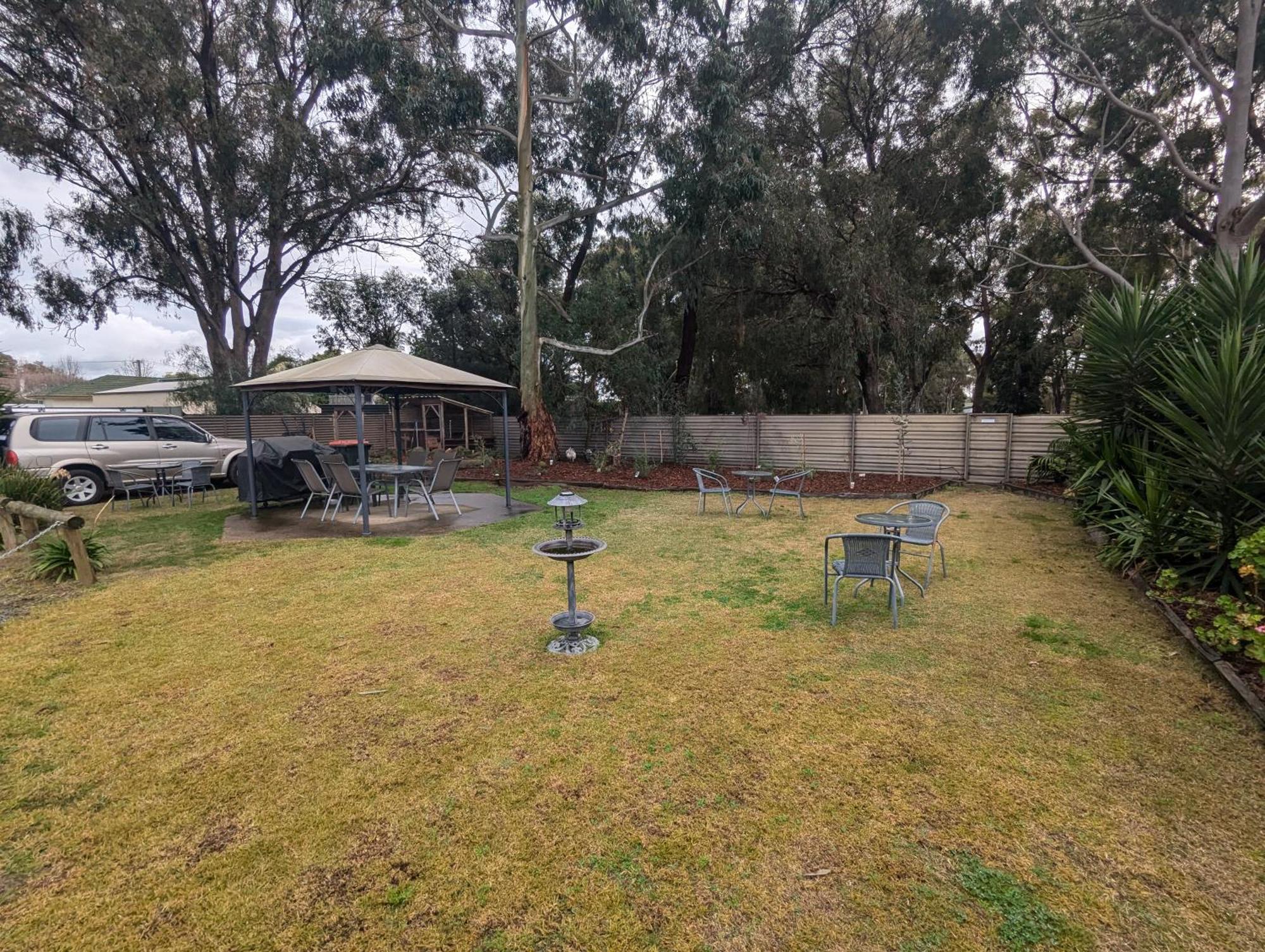 Kyabram Country Motel Bagian luar foto