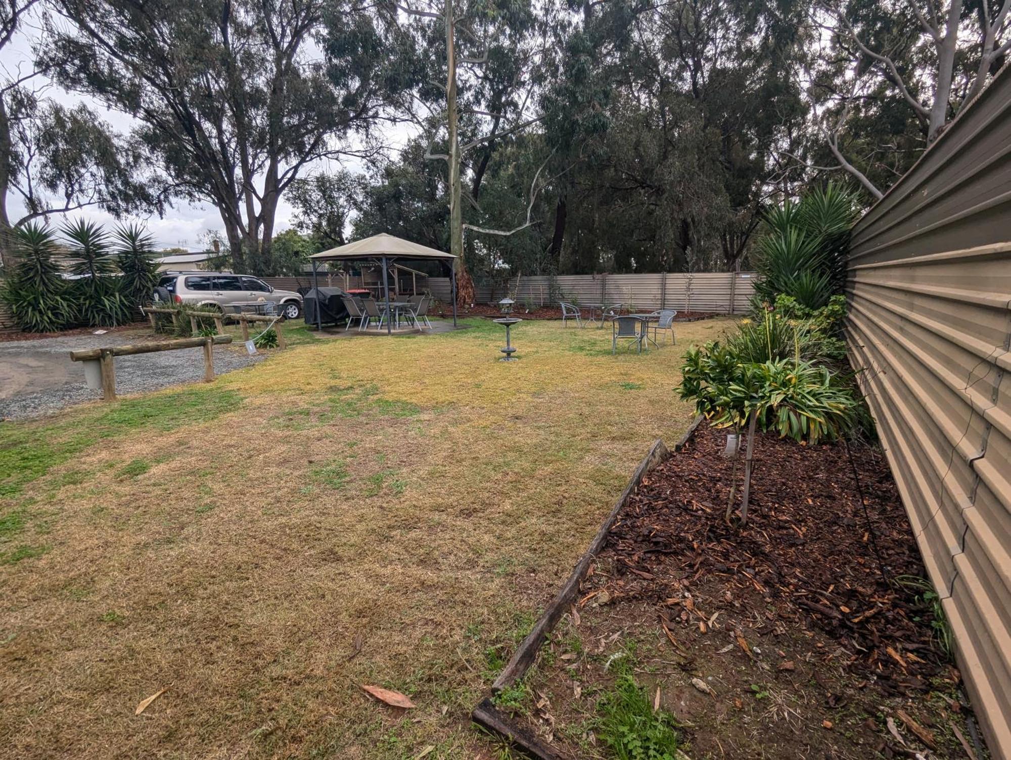 Kyabram Country Motel Bagian luar foto