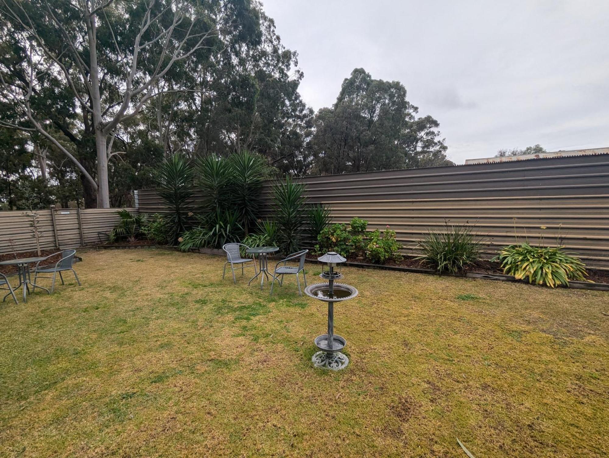 Kyabram Country Motel Bagian luar foto