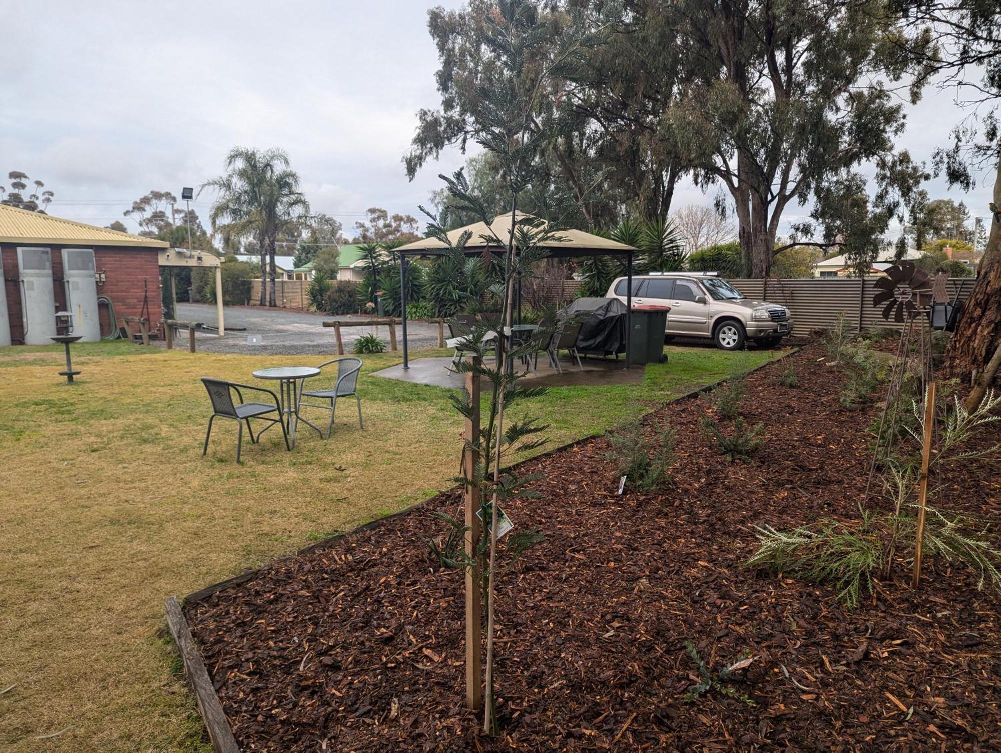 Kyabram Country Motel Bagian luar foto