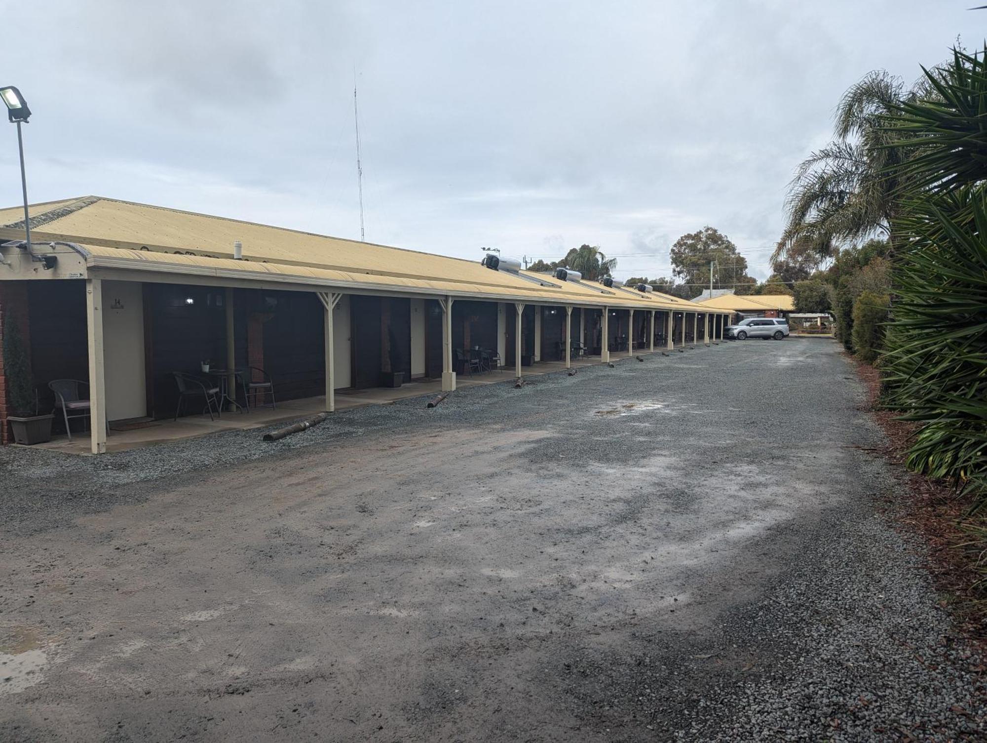 Kyabram Country Motel Bagian luar foto