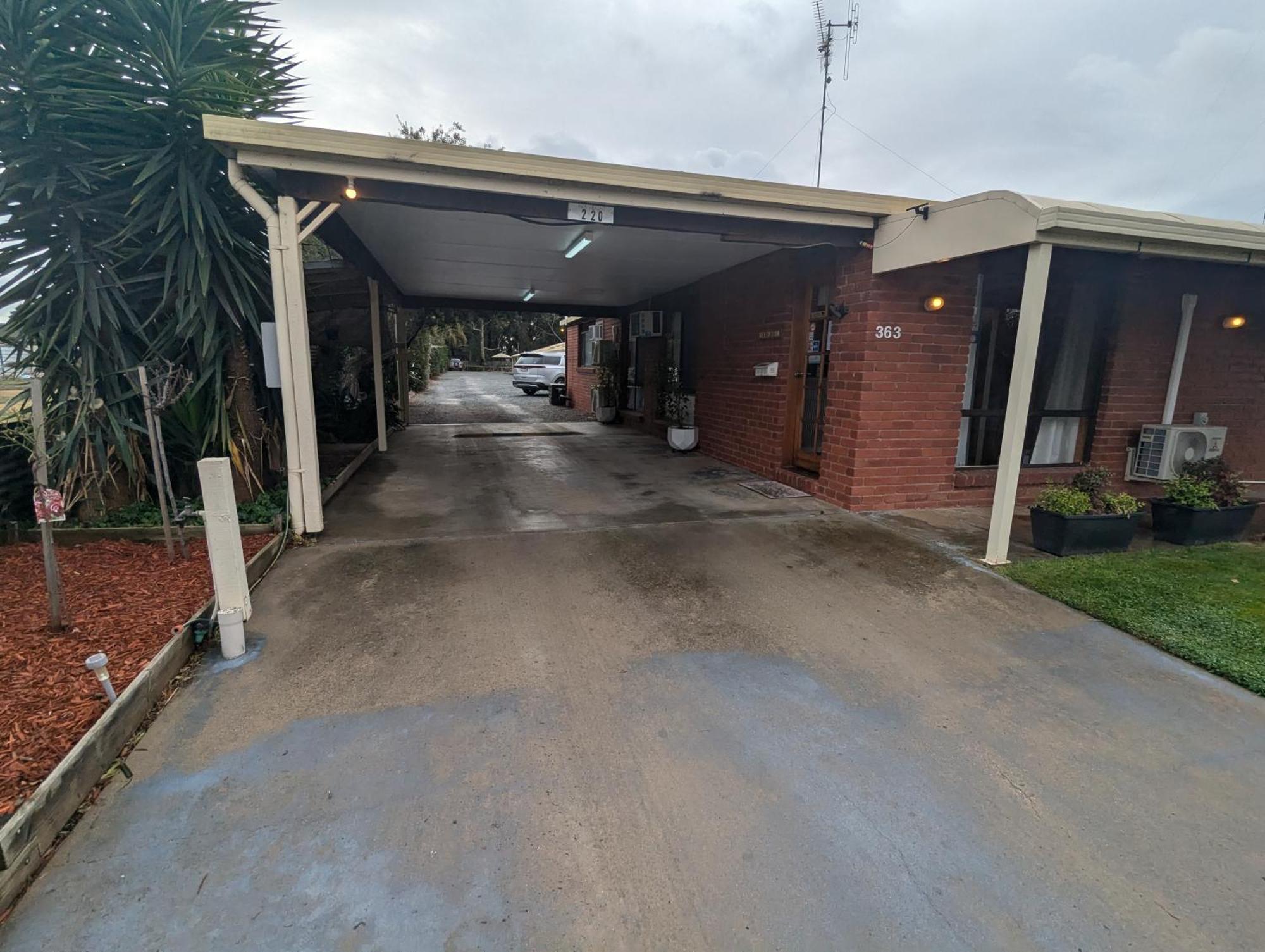Kyabram Country Motel Bagian luar foto